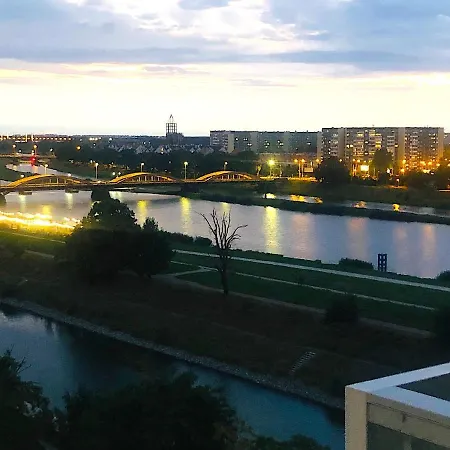 Z Tarasem I Widokiem Na Odre 아파트