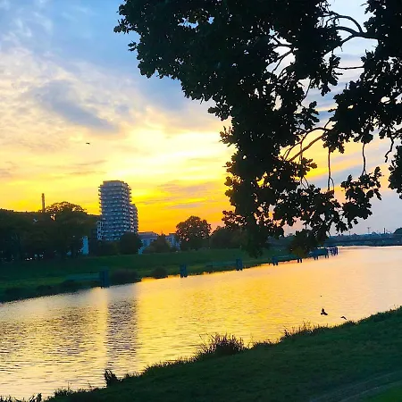 Z Tarasem I Widokiem Na Odre Wroclaw