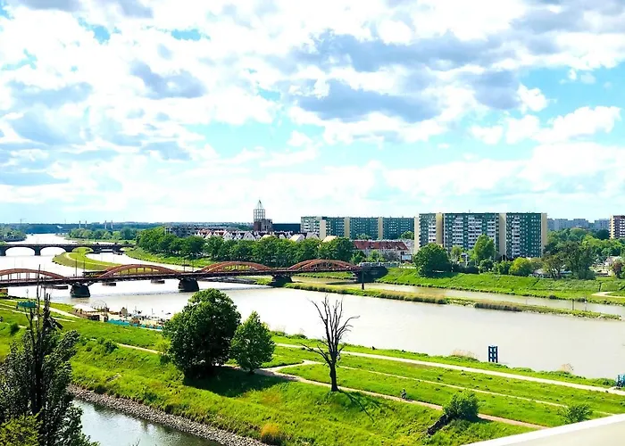 Z Tarasem I Widokiem Na Odre Wroclaw