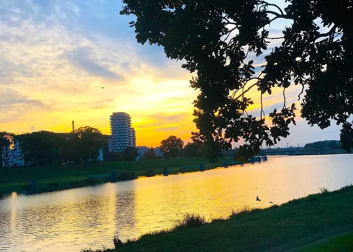 Z Tarasem I Widokiem Na Odre Wroclaw